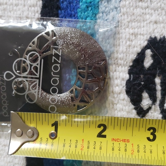 Paparazzi Silver-tone dangle Basket earrings - Picture 4 of 5